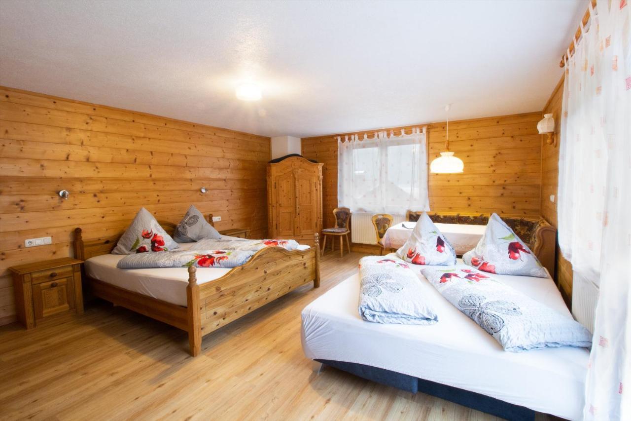 Appartementhaus Untere Tanne Lermoos Exteriör bild