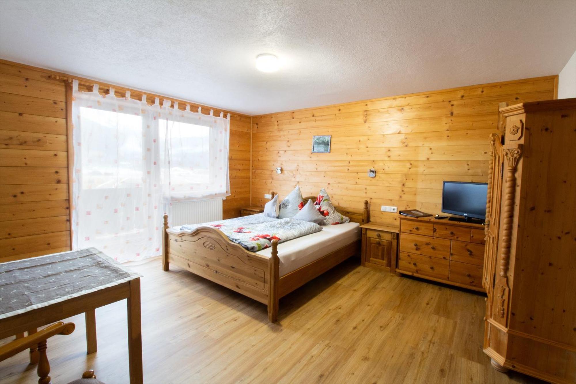 Appartementhaus Untere Tanne Lermoos Rum bild